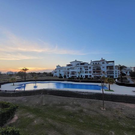 Belle Vue Sur La Piscine Apartment Sucina Exterior photo