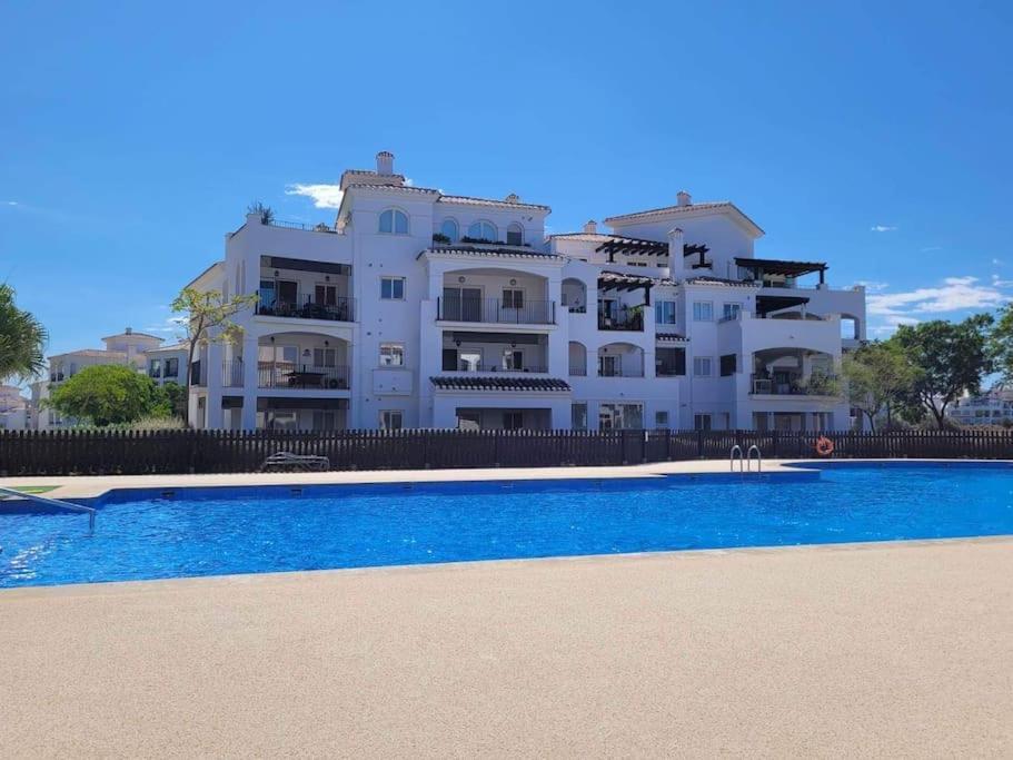 Belle Vue Sur La Piscine Apartment Sucina Exterior photo