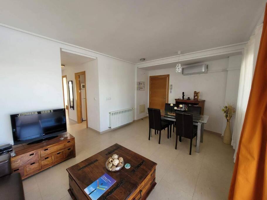 Belle Vue Sur La Piscine Apartment Sucina Exterior photo