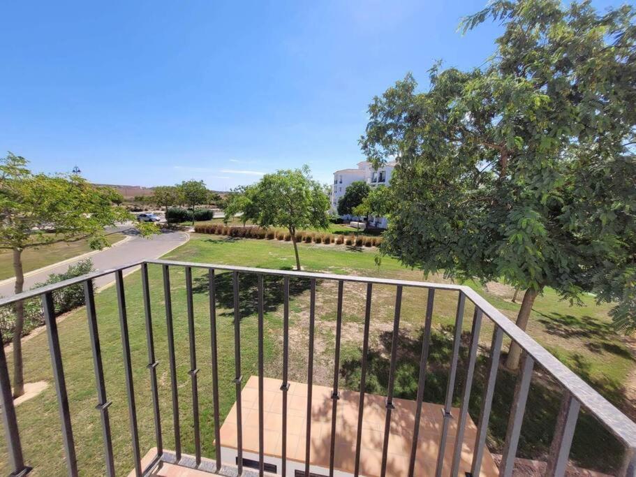 Belle Vue Sur La Piscine Apartment Sucina Exterior photo